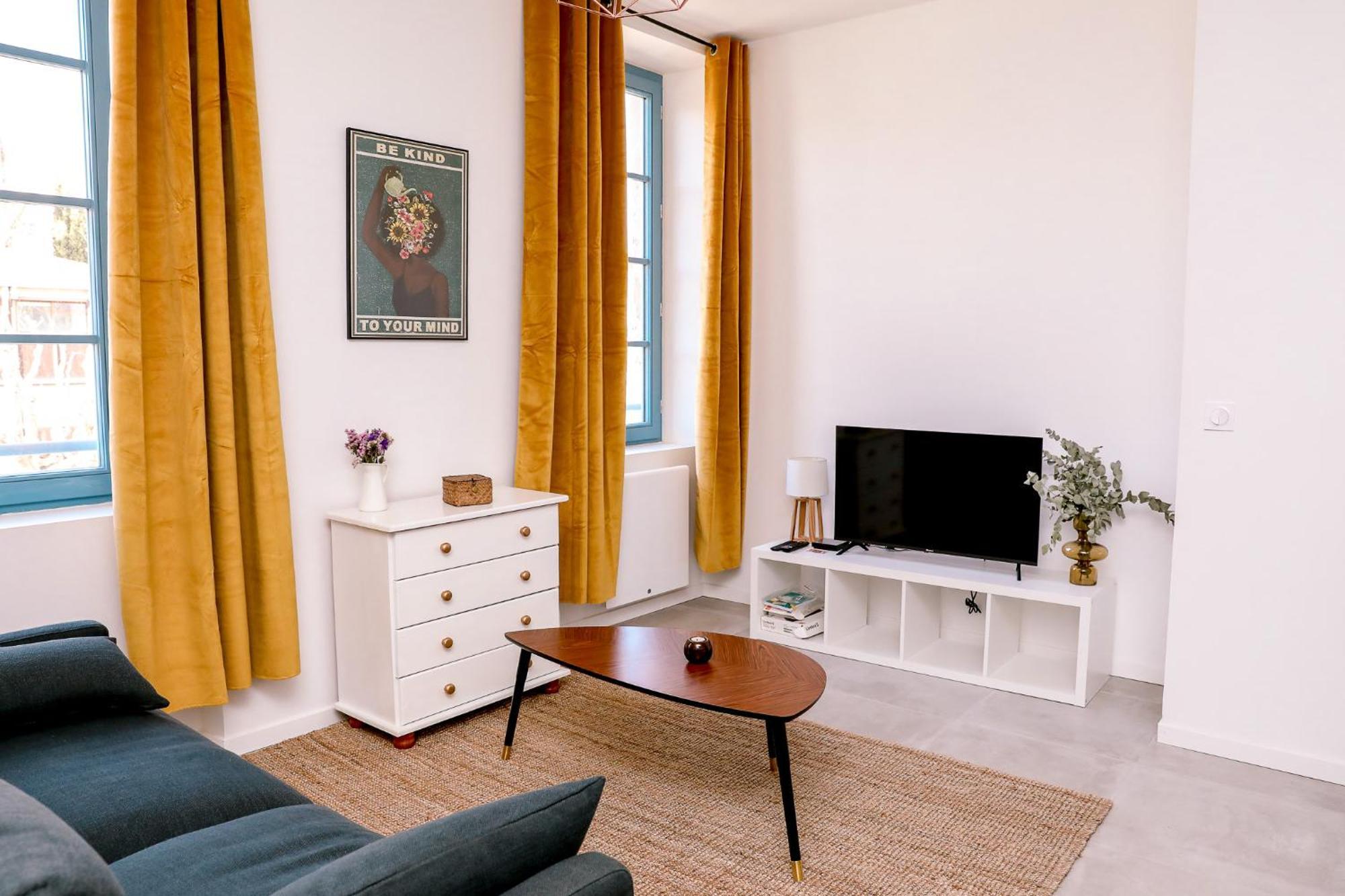 Le Jules Appart'Hotel Romans-sur-Isere Exterior photo